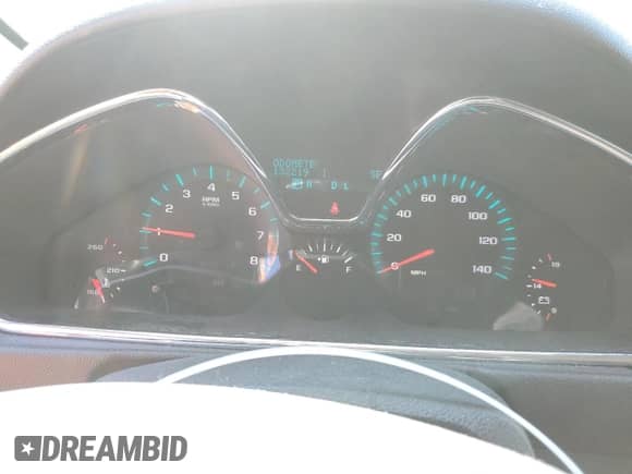 2014 Chevrolet Traverse LT z VIN 1GNKRGKD7EJ212071, wystawiony jako Copart lot #70521215 z przebiegiem 132 219 mil mil oraz Czysty tytuł • Clean title. Historia ofert i sprzedaży dostępna na DreamBid. Obrazek 9.