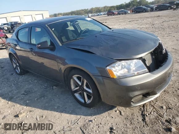 ✅ 2013 Dodge Avenger SE • VIN: 1C3CDZAB9DN649296 • Лот: 71943234. Опубликован ранее на Copart с пробегом 170 097 миль. Бесплатный доступ к архиву аукционных продаж из США и подробный отчёт об истории автомобиля на DreamBid. Изображение 4.