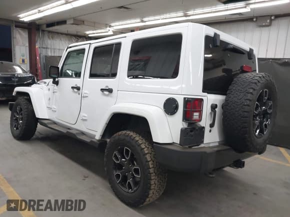 ✅ 2017 Jeep Wrangler Unlimited Sahara • VIN: 1C4BJWEG2HL700840 • Lot: 42631036. Listed on IAAI with 60,610 mi. Free auction sales archive from the USA and detailed vehicle history report at DreamBid. Image 3.
