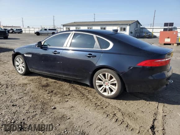 ✅ 2016 Jaguar XF 35t Premium • VIN: SAJBJ4BV0GCY19624 • Лот: 81081855. Опубликован ранее на Copart с пробегом 118 342 миль. Бесплатный доступ к архиву аукционных продаж из США и подробный отчёт об истории автомобиля на DreamBid. Изображение 2.