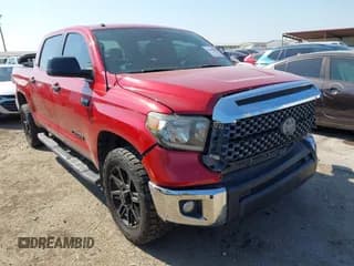 ✅ 2018 Toyota Tundra SR5 • VIN: 5TFEY5F19JX230818 • Лот: 43360489. Опубликован ранее на IAAI с пробегом 75 982 миль. Бесплатный доступ к архиву аукционных продаж из США и подробный отчёт об истории автомобиля на DreamBid. Изображение 1.
