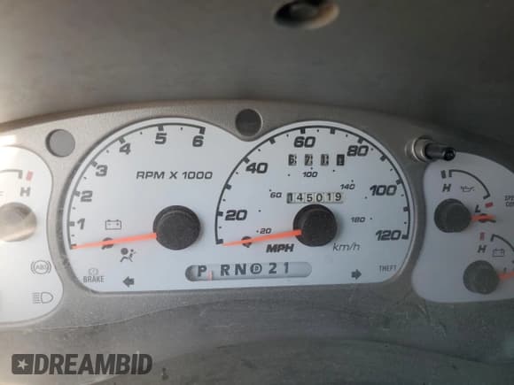 ✅ 2003 Ford Explorer Sport XLS • VIN: 1FMZU70E53UA87810 • Lot: 52213845. Wystawiony na Copart z przebiegiem 145 019 mil. Bezpłatny archiwum sprzedaży aukcyjnych z USA i szczegółowy raport historii pojazdu na DreamBid. Zdjęcie 9.