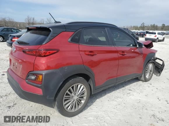 ✅ 2020 Hyundai Kona SEL • VIN: KM8K22AA1LU407730 • Лот: 43681634. Опубликован ранее на Copart с пробегом 42 628 миль. Бесплатный доступ к архиву аукционных продаж из США и подробный отчёт об истории автомобиля на DreamBid. Изображение 3.