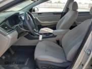 ✅ 2018 Hyundai Sonata Limited • VIN: 5NPE34AF8JH619943 • Лот: 62779035. Опубликован ранее на Copart с пробегом 109 124 миль. Бесплатный доступ к архиву аукционных продаж из США и подробный отчёт об истории автомобиля на DreamBid. Изображение 7.