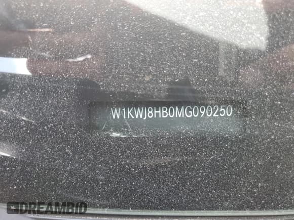 ✅ 2021 Mercedes-Benz C • VIN: W1KWJ8HB0MG090250 • Lot: 53256394. Wystawiony na Copart z przebiegiem 39 085 mil. Bezpłatny archiwum sprzedaży aukcyjnych z USA i szczegółowy raport historii pojazdu na DreamBid. Zdjęcie 12.