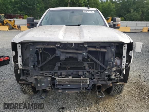 ✅ 2015 Chevrolet Silverado 2500HD Work Truck • VIN: 1GC2CUEG8FZ553402 • Lot: 55828735. Listed on Copart with 112,487 mi. Free auction sales archive from the USA and detailed vehicle history report at DreamBid. Image 5.