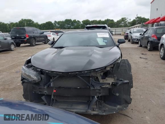 ✅ 2022 Chevrolet Camaro 1LT • VIN: 1G1FB1RX4N0108826 • Lot: 42458322. Listed on IAAI with 52,198 mi. Free auction sales archive from the USA and detailed vehicle history report at DreamBid. Image 12.