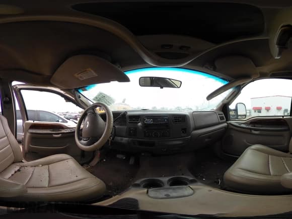 ✅ 2003 Ford F-250 XL • VIN: 1FTNW21F83EB00003 • Lot: 41319666. Listed on IAAI with 173,740 mi. Free auction sales archive from the USA and detailed vehicle history report at DreamBid. Image 18.