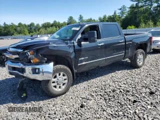 ✅ 2015 Chevrolet Silverado 2500HD LTZ • VIN: 1GC1KWE83FF179043 • Lot: 69396874. Wystawiony na Copart z przebiegiem Nie podano. Bezpłatny archiwum sprzedaży aukcyjnych z USA i szczegółowy raport historii pojazdu na DreamBid. Zdjęcie 1.