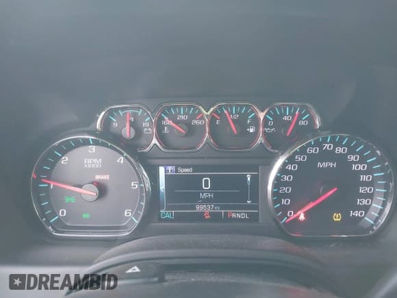 ✅ 2019 Chevrolet Tahoe LT • VIN: 1GNSKBKC5KR273544 • Lot: 42085800. Wystawiony na IAAI z przebiegiem 99 537 mil. Bezpłatny archiwum sprzedaży aukcyjnych z USA i szczegółowy raport historii pojazdu na DreamBid. Zdjęcie 7.