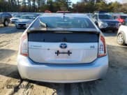 ✅ 2015 Toyota Prius Two • VIN: JTDKN3DUXF0395516 • Lot: 92090405. Wystawiony na Copart z przebiegiem 94 609 mil. Bezpłatny archiwum sprzedaży aukcyjnych z USA i szczegółowy raport historii pojazdu na DreamBid. Zdjęcie 6.