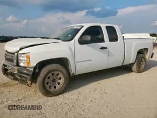 2008 Chevrolet Silverado 1500 1LT with VIN 1GCEC19028Z292103, listed as a Copart auction lot 81575225 with 184,372 mi miles and Salvage title. Bid and sale history available at DreamBid. Image 1.