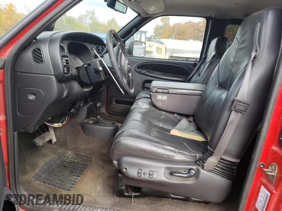 ✅ 2002 Dodge 3500 • VIN: 3B7MF33652M205850 • Lot: 76749504. Listed on Copart with 220,734 mi. Free auction sales archive from the USA and detailed vehicle history report at DreamBid. Image 7.