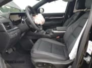 ✅ 2025 GMC Terrain FWD Elevation • VIN: 3GKALMEG8SL296744 • Lot: 67678285. Wystawiony na Copart z przebiegiem 6 464 mil. Bezpłatny archiwum sprzedaży aukcyjnych z USA i szczegółowy raport historii pojazdu na DreamBid. Zdjęcie 7.