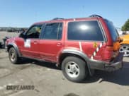 ✅ 2001 Ford Explorer XLT • VIN: 1FMZU83PX1ZA34250 • Lot: 81904985. Wystawiony na Copart z przebiegiem 282 198 mil. Bezpłatny archiwum sprzedaży aukcyjnych z USA i szczegółowy raport historii pojazdu na DreamBid. Zdjęcie 2.