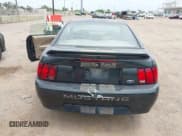 ✅ 1999 Ford Mustang • VIN: 1FAFP4049XF220203 • Lot: 42823314. Wystawiony na IAAI z przebiegiem Nie podano. Bezpłatny archiwum sprzedaży aukcyjnych z USA i szczegółowy raport historii pojazdu na DreamBid. Zdjęcie 17.