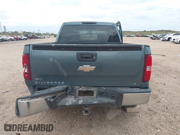 ✅ 2010 Chevrolet Silverado 1500 LT • VIN: 3GCRKSE31AG178416 • Лот: 43531102. Опубликован ранее на IAAI с пробегом 220 777 миль. Бесплатный доступ к архиву аукционных продаж из США и подробный отчёт об истории автомобиля на DreamBid. Изображение 16.