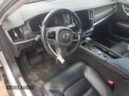 ✅ 2018 Volvo V90 • VIN: YV4102NK8J1025649 • Lot: 61981305. Wystawiony na Copart z przebiegiem 100 467 mil. Bezpłatny archiwum sprzedaży aukcyjnych z USA i szczegółowy raport historii pojazdu na DreamBid. Zdjęcie 8.