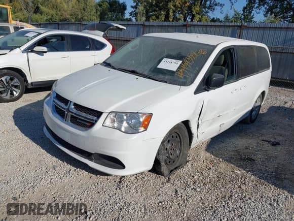 ✅ 2017 Dodge Grand Caravan SE • VIN: 2C4RDGBG2HR612880 • Lot: 43218794. Wystawiony na IAAI z przebiegiem 132 005 mil. Bezpłatny archiwum sprzedaży aukcyjnych z USA i szczegółowy raport historii pojazdu na DreamBid. Zdjęcie 17.