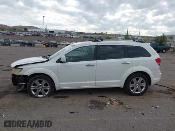 ✅ 2009 Dodge Journey R/T • VIN: 3D4GG67V79T138815 • Лот: 43415946. Опубликован ранее на IAAI с пробегом 156 738 миль. Бесплатный доступ к архиву аукционных продаж из США и подробный отчёт об истории автомобиля на DreamBid. Изображение 15.