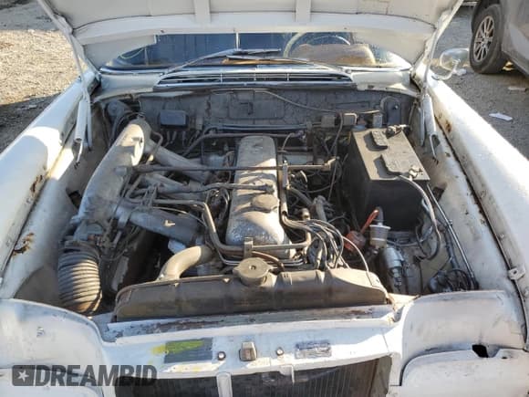 ✅ 1962 Mercedes-Benz 220 • VIN: 11102110036117 • Лот: 87241424. Опубликован ранее на Copart с пробегом 71 007 миль. Бесплатный доступ к архиву аукционных продаж из США и подробный отчёт об истории автомобиля на DreamBid. Изображение 11.