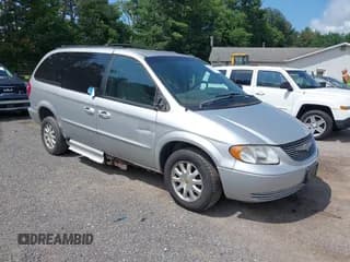 ✅ 2002 Chrysler Town & Country EX • VIN: 2C8GP74L92R660682 • Lot: 42712474. Wystawiony na IAAI z przebiegiem 236 289 mil. Bezpłatny archiwum sprzedaży aukcyjnych z USA i szczegółowy raport historii pojazdu na DreamBid. Zdjęcie 1.