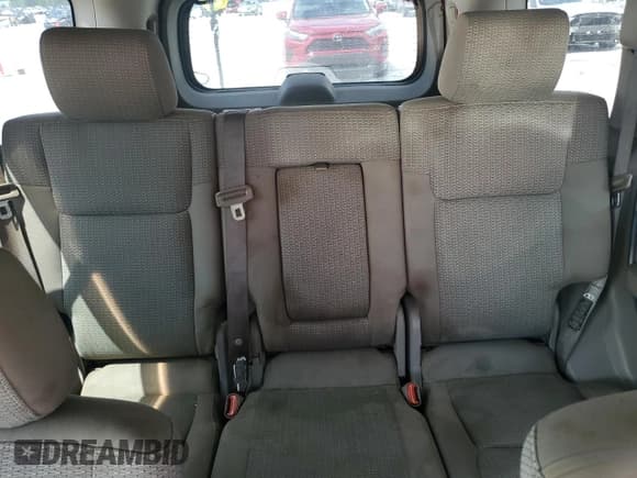 ✅ 2006 Jeep Commander • VIN: 1J8HG48K56C195458 • Lot: 61265734. Wystawiony na Copart z przebiegiem 235 010 mil. Bezpłatny archiwum sprzedaży aukcyjnych z USA i szczegółowy raport historii pojazdu na DreamBid. Zdjęcie 10.