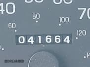 ✅ 1999 Ford Econoline Passenger XL • VIN: 1FBSS31L3XHB14197 • Лот: 42253831. Опубликован ранее на IAAI с пробегом 41 664 миль. Бесплатный доступ к архиву аукционных продаж из США и подробный отчёт об истории автомобиля на DreamBid. Изображение 15.