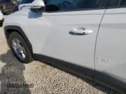 ✅ 2022 Hyundai Tucson SEL • VIN: 5NMJB3AE4NH074622 • Lot: 74069964. Wystawiony na Copart z przebiegiem 16 318 mil. Bezpłatny archiwum sprzedaży aukcyjnych z USA i szczegółowy raport historii pojazdu na DreamBid. Zdjęcie 13.