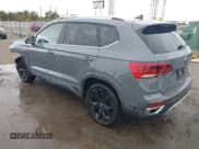 ✅ 2022 Volkswagen Taos SE • VIN: 3VVLX7B28NM002178 • Lot: 43574478. Listed on IAAI with 70,357 mi. Free auction sales archive from the USA and detailed vehicle history report at DreamBid. Image 3.