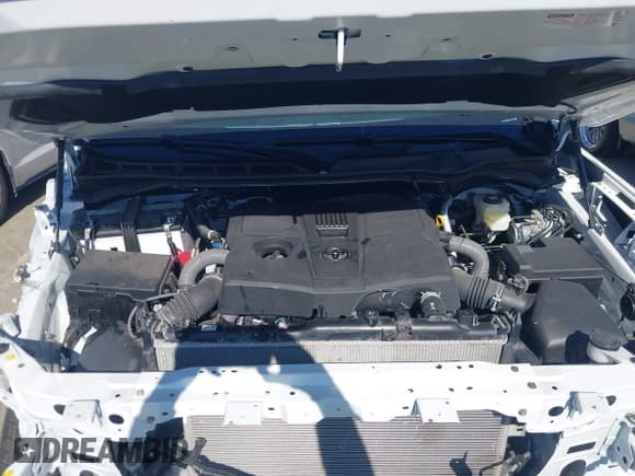 ✅ 2025 Toyota Tundra SR5 • VIN: 5TFLA5DBXSX301498 • Лот: 43796005. Опубликован ранее на IAAI с пробегом 2 663 миль. Бесплатный доступ к архиву аукционных продаж из США и подробный отчёт об истории автомобиля на DreamBid. Изображение 10.