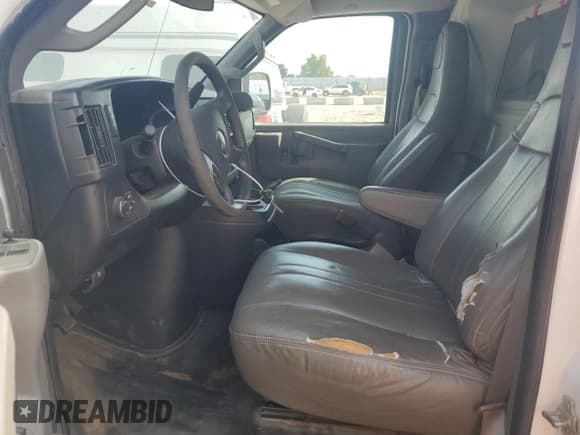 ✅ 2017 Chevrolet Express Cargo • VIN: 1GCWGAFF2H1116894 • Lot: 85724245. Listed on Copart with Not provided. Free auction sales archive from the USA and detailed vehicle history report at DreamBid. Image 7.