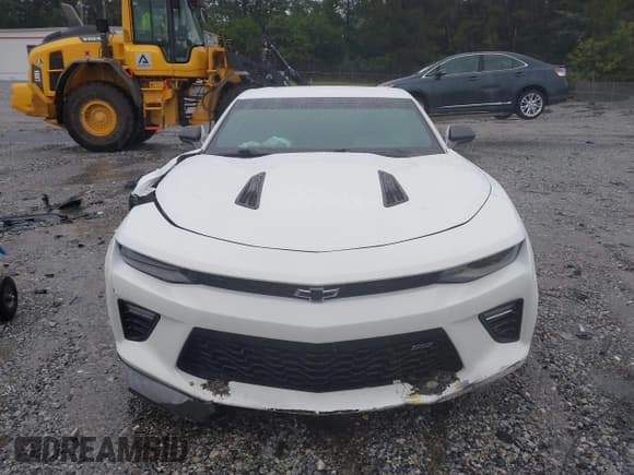 ✅ 2018 Chevrolet Camaro 2SS • VIN: 1G1FH1R74J0109953 • Lot: 42895006. Listed on IAAI with 37,316 mi. Free auction sales archive from the USA and detailed vehicle history report at DreamBid. Image 11.