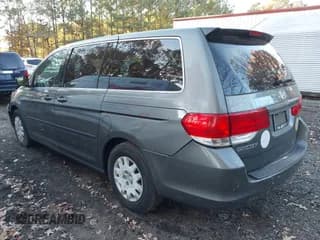 ✅ 2008 Honda Odyssey LX • VIN: 5FNRL38208B030618 • Lot: 43701214. Wystawiony na IAAI z przebiegiem 157 162 mil. Bezpłatny archiwum sprzedaży aukcyjnych z USA i szczegółowy raport historii pojazdu na DreamBid. Zdjęcie 3.