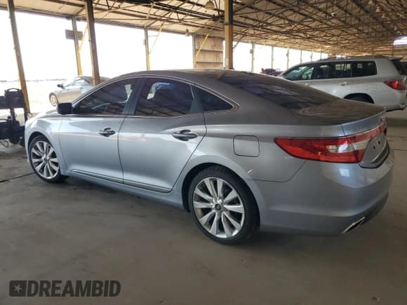 ✅ 2016 Hyundai Azera Limited • VIN: KMHFH4JG0GA529633 • Лот: 55610065. Опубликован ранее на Copart с пробегом 130 827 миль. Бесплатный доступ к архиву аукционных продаж из США и подробный отчёт об истории автомобиля на DreamBid. Изображение 2.