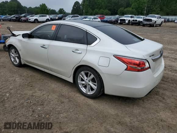 2015 Nissan Altima SV с VIN 1N4AL3AP2FC116869, выставлен на аукционе Copart как лот 56748255 с пробегом 129 818 миль миль и Чистый • Clean title. История ставок и продаж доступна на DreamBid. Изображение 2.