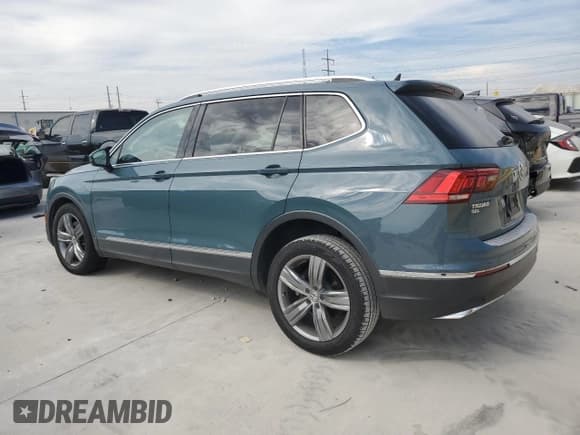 ✅ 2020 Volkswagen Tiguan SE • VIN: 3VV3B7AX3LM108823 • Lot: 87017385. Wystawiony na Copart z przebiegiem 100 492 mil. Bezpłatny archiwum sprzedaży aukcyjnych z USA i szczegółowy raport historii pojazdu na DreamBid. Zdjęcie 2.