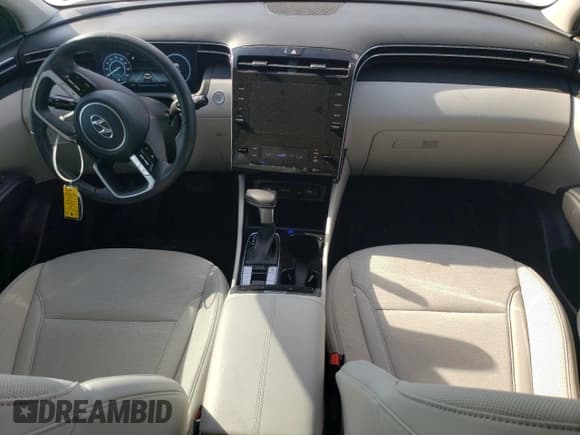 ✅ 2023 Hyundai Tucson SEL • VIN: 5NMJF3AE5PH225992 • Lot: 69903184. Wystawiony na Copart z przebiegiem 13 970 mil. Bezpłatny archiwum sprzedaży aukcyjnych z USA i szczegółowy raport historii pojazdu na DreamBid. Zdjęcie 8.