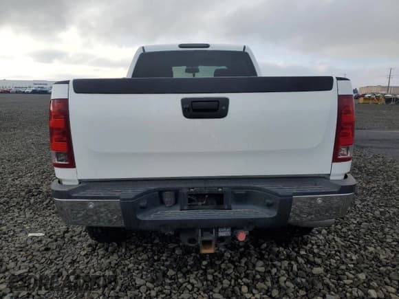 ✅ 2013 GMC Sierra 2500HD SLT • VIN: 1GT121C82DF155822 • Lot: 92244665. Listed on Copart with 148,669 mi. Free auction sales archive from the USA and detailed vehicle history report at DreamBid. Image 6.