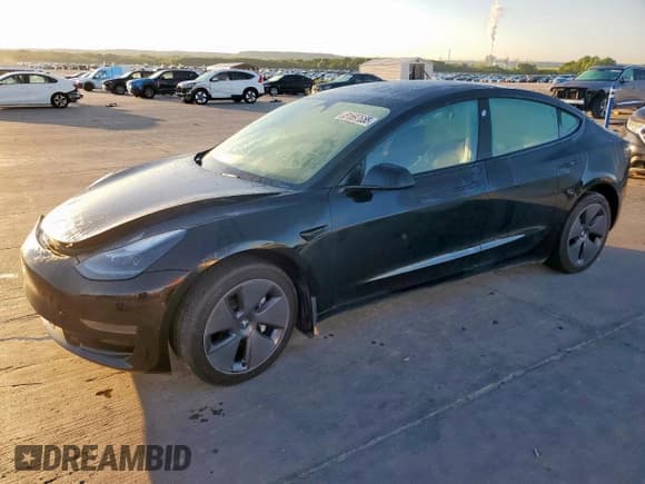 ✅ 2023 Tesla Model 3 • VIN: 5YJ3E1EA0PF641747 • Lot: 51697655. Wystawiony na Copart z przebiegiem 24 435 mil. Bezpłatny archiwum sprzedaży aukcyjnych z USA i szczegółowy raport historii pojazdu na DreamBid. Zdjęcie 1.