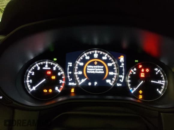 ✅ 2023 Mazda CX-50 S Preferred Plus • VIN: 7MMVABCM2PN110073 • Lot: 71311912. Wystawiony na Copart z przebiegiem 3 645 mil. Bezpłatny archiwum sprzedaży aukcyjnych z USA i szczegółowy raport historii pojazdu na DreamBid. Zdjęcie 9.