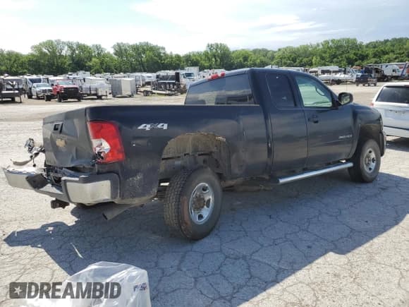 ✅ 2009 Chevrolet Silverado 2500HD LT • VIN: 1GCHK59K99E126355 • Лот: 55120284. Опубликован ранее на Copart с пробегом 292 281 миль. Бесплатный доступ к архиву аукционных продаж из США и подробный отчёт об истории автомобиля на DreamBid. Изображение 3.