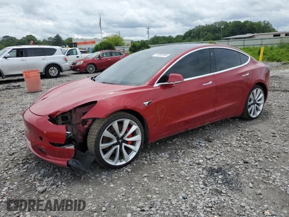 ✅ 2018 Tesla Model 3 Long Range Battery • VIN: 5YJ3E1EB3JF079911 • Lot: 57480255. Wystawiony na Copart z przebiegiem 70 806 mil. Bezpłatny archiwum sprzedaży aukcyjnych z USA i szczegółowy raport historii pojazdu na DreamBid. Zdjęcie 1.