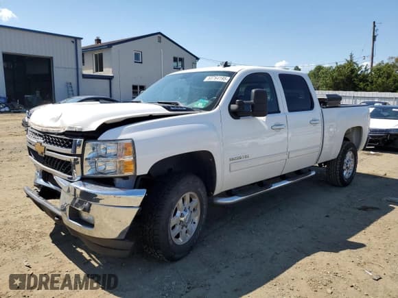 ✅ 2012 Chevrolet Silverado 1500 • VIN: 1GC1CYCG2CF131029 • Лот: 68764195. Опубликован ранее на Copart с пробегом Не указан. Бесплатный доступ к архиву аукционных продаж из США и подробный отчёт об истории автомобиля на DreamBid. Изображение 1.