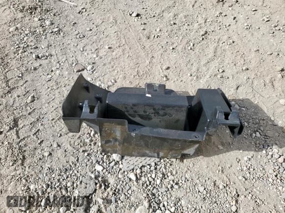 ✅ 2012 Ford Econoline Cargo Recreational • VIN: 1FTNE2EW5CDB26044 • Lot: 61086745. Wystawiony na Copart z przebiegiem 285 091 mil. Bezpłatny archiwum sprzedaży aukcyjnych z USA i szczegółowy raport historii pojazdu na DreamBid. Zdjęcie 12.