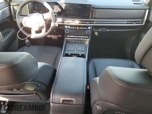 2024 Hyundai Santa Fe SEL с VIN 5NMP24GL0RH003218, выставлен на аукционе Copart как лот 47971185 с пробегом 22 000 миль миль и Списание • Salvage title. История ставок и продаж доступна на DreamBid. Изображение 8.