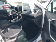 ✅ 2024 Toyota RAV4 XLE Premium • VIN: 2T3C1RFV8RW345755 • Лот: 43404034. Опубликован ранее на IAAI с пробегом 40 375 миль. Бесплатный доступ к архиву аукционных продаж из США и подробный отчёт об истории автомобиля на DreamBid. Изображение 5.