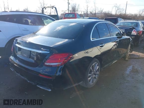 ✅ 2020 Mercedes-Benz E 450 • VIN: W1KZF6JB7LA822341 • Лот: 41223625. Опубликован ранее на IAAI с пробегом 58 018 миль. Бесплатный доступ к архиву аукционных продаж из США и подробный отчёт об истории автомобиля на DreamBid. Изображение 4.