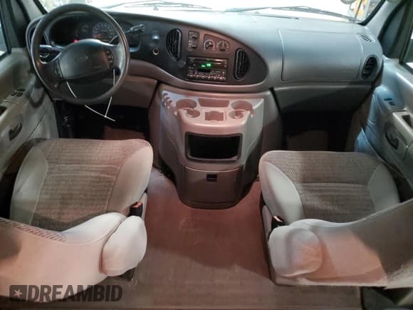 ✅ 2002 Ford Econoline Passenger XL • VIN: 1FBSS31S52HA39048 • Lot: 87632735. Listed on Copart with 166,850 mi. Free auction sales archive from the USA and detailed vehicle history report at DreamBid. Image 8.