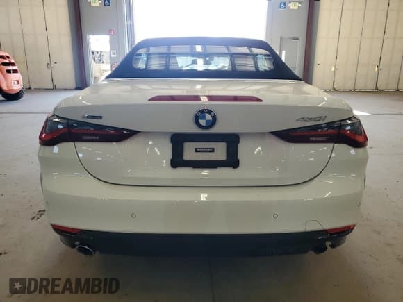 ✅ 2024 BMW 4 Series 430i xDrive • VIN: WBA43AT05RCN53407 • Lot: 50902385. Listed on Copart with 34,304 mi. Free auction sales archive from the USA and detailed vehicle history report at DreamBid. Image 6.